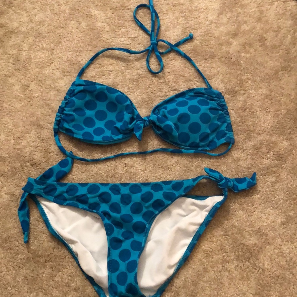Swim suit